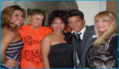 Tahiti Hernandez (Pop Singer) - Age, Birthday, Bio, Facts, Family, Net Worth, Height & More